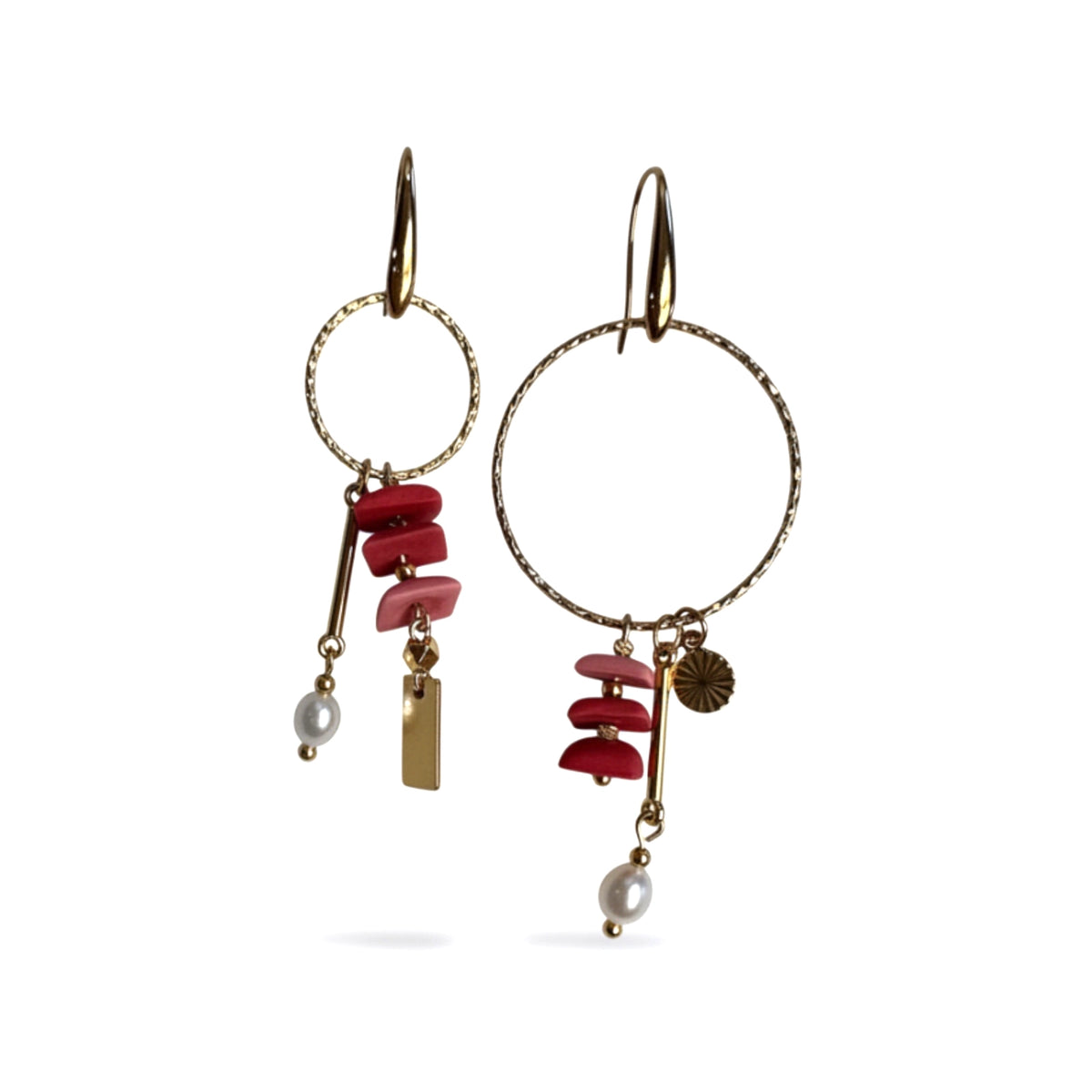boucles d'oreilles pendantes roses