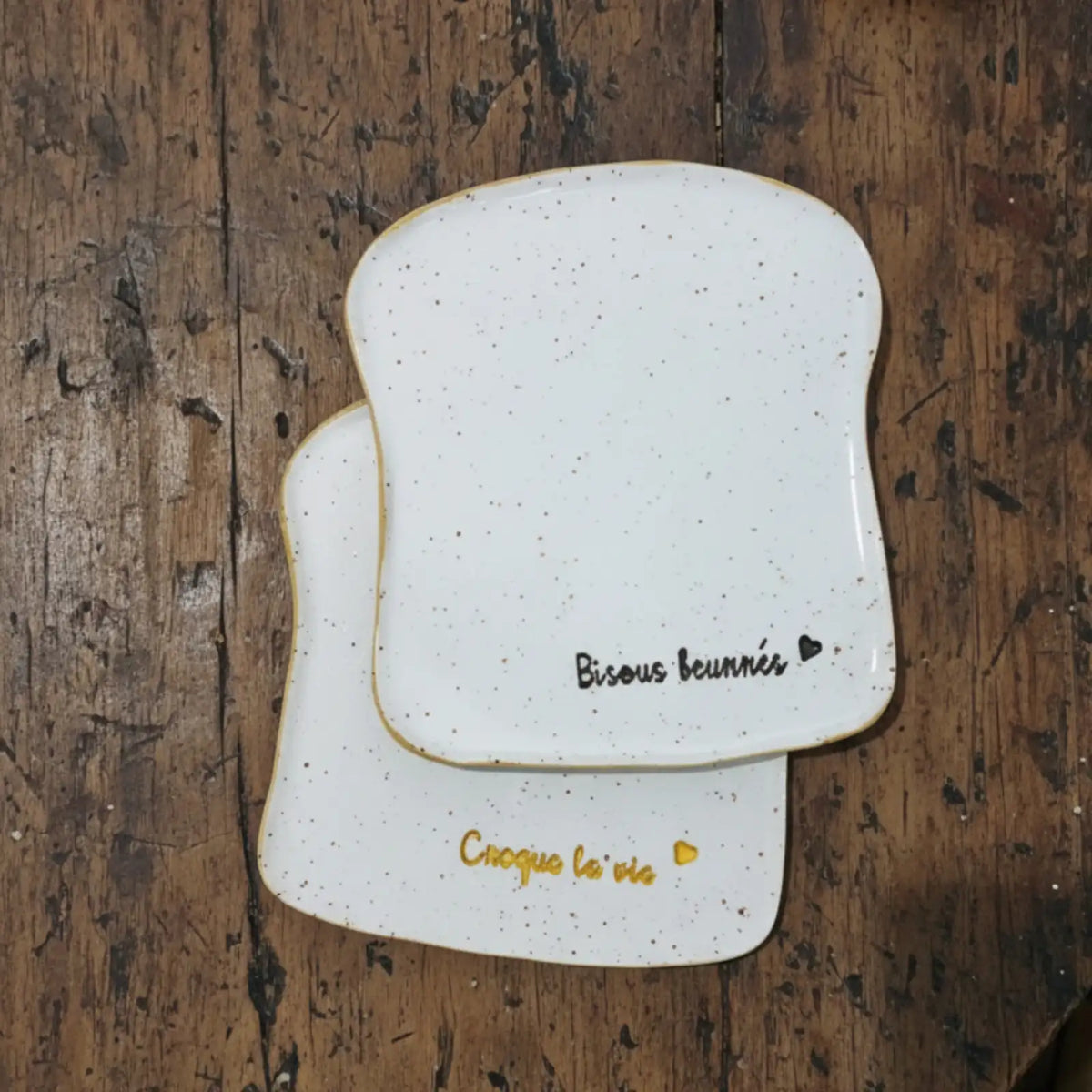 assiette en forme de tartine pour le petit déjeuner