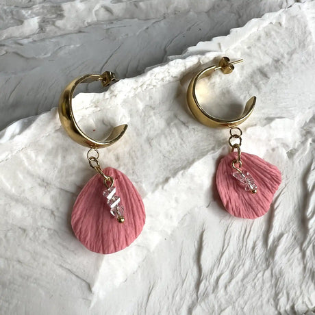 boucles d'oreilles pétales de fleur rose Elephantom