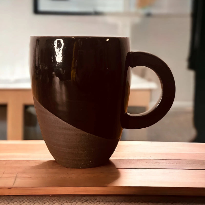 mug en grès noir fait main
