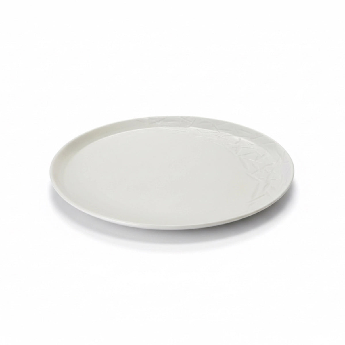 assiette blanche texturée
